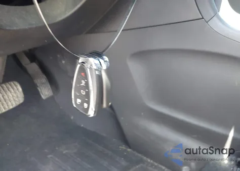 2018 Chevrolet Equinox Lt z USA, uszkodzony, nr VIN 3GNAXJEV5JS501607